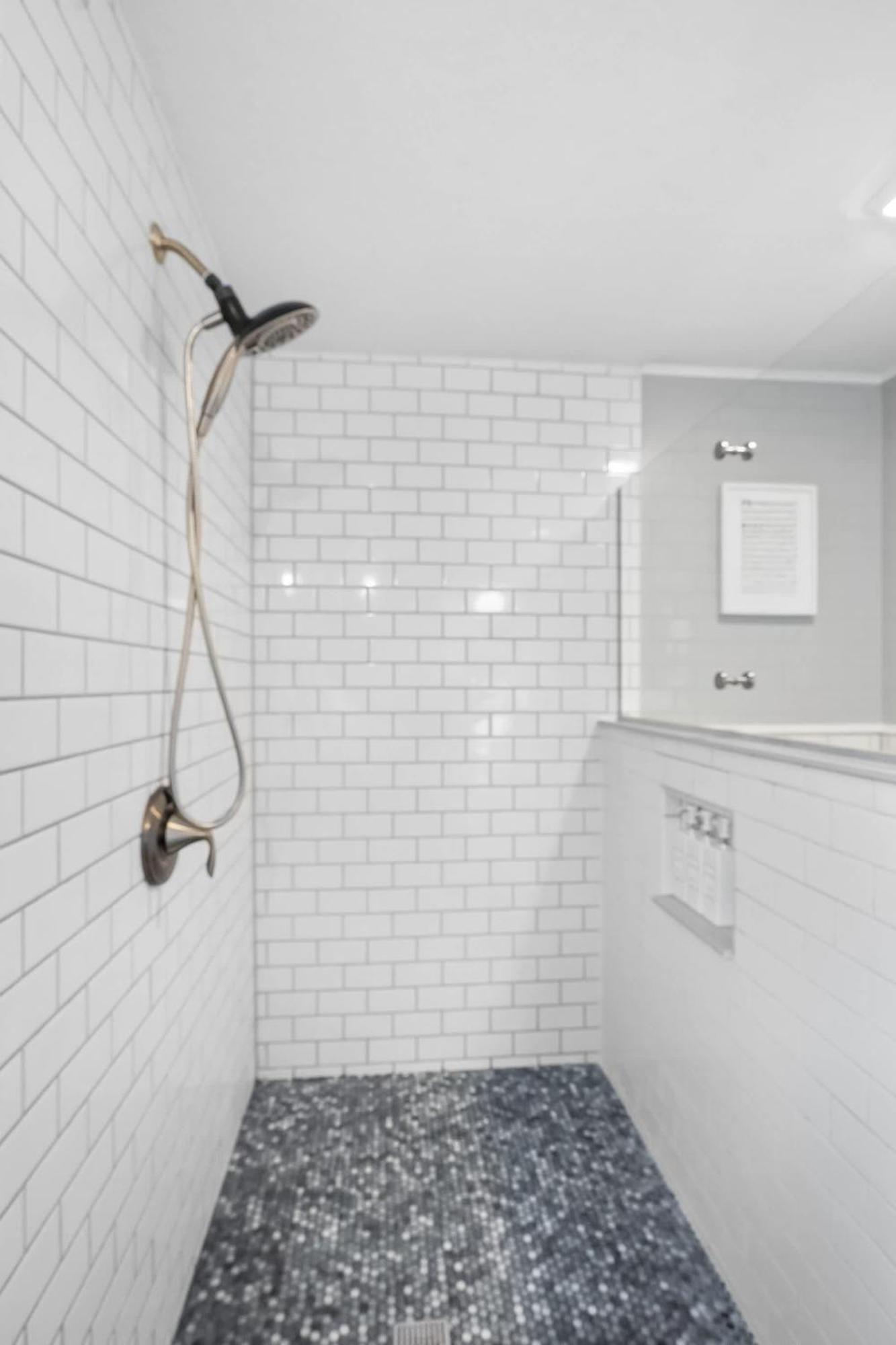 Coral Cottage, Stylish Studio Suite On Canal, Walkable To Beach, Private Parking Сент-Огастин Экстерьер фото