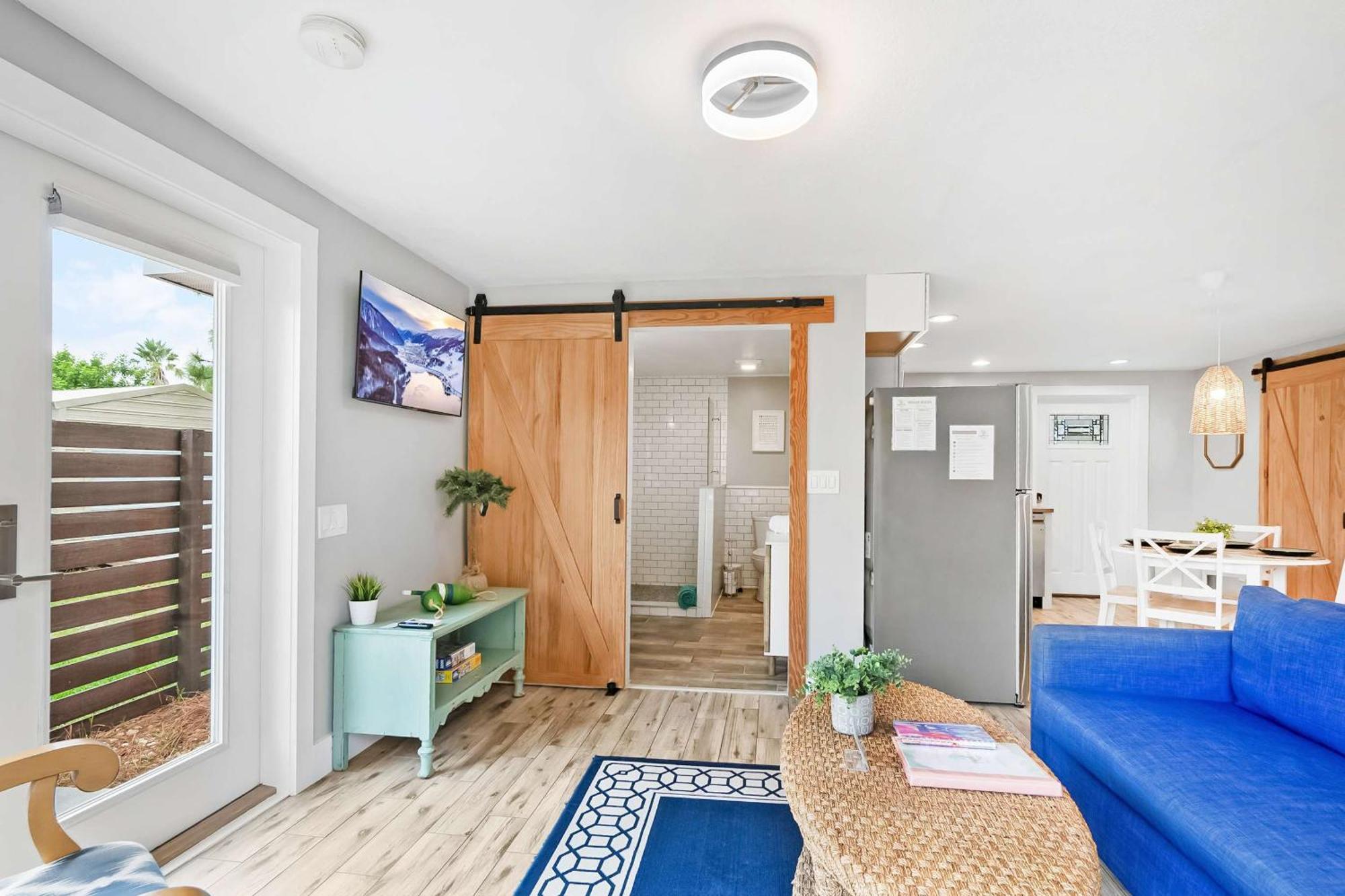 Coral Cottage, Stylish Studio Suite On Canal, Walkable To Beach, Private Parking Сент-Огастин Экстерьер фото